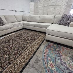 Large Oatmeal Ashley Sectional
Delivery Available!