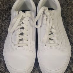 White Vans For Women Size 6. Good Condition