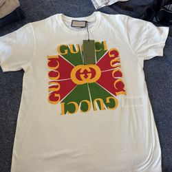 Brnad new with tag,gucci shirt size XS, oversized,women