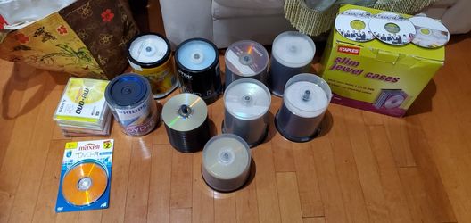 828 DVD-R, 8 DVD-RW, And 53 Slim Jewel Cases