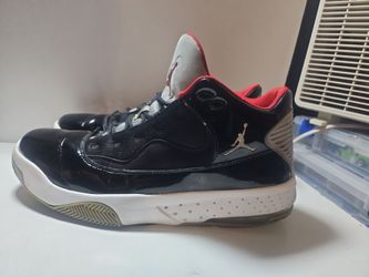 Air Jordan Max Aura 2