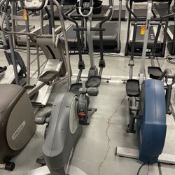 Life Fitness X5 Adjustable Stride Elliptical Trainer w/ Advanced Console for Home Gym