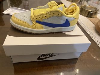 Jordan 1low Travis Scot