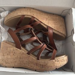 COMFORTABLE SUMMER WEDGES SIZE 8 $50 BRAND NEW