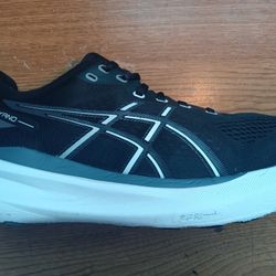 Asics Men's Shoes Size 9 Good Condition 