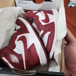 JORDAN 1 RETRO HIGH 