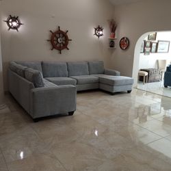 3 Piece Sectional Couch Like New