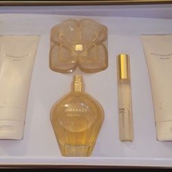 Bcbg Maxazria Bon Chic  Eau De Parfum 