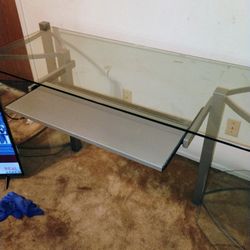 Free Computer Desk
