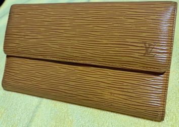 LV wallet