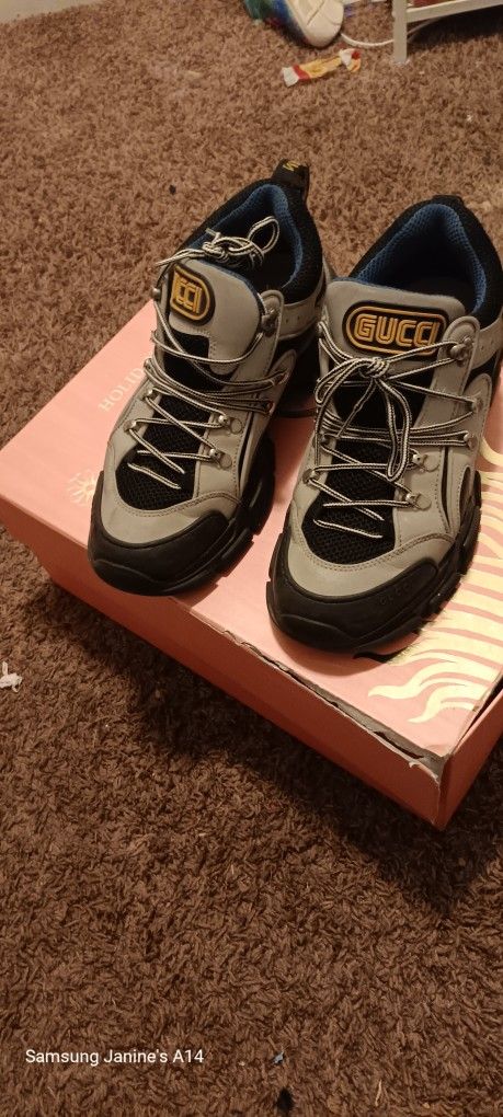 Gucci Flashtrek Sneaker