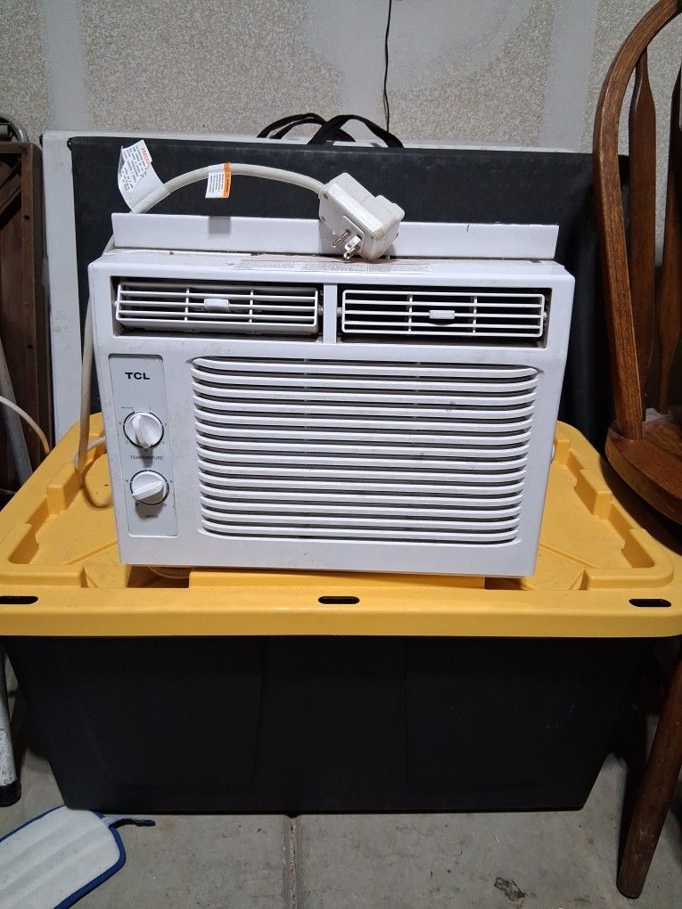 5,000 BTU Room Air Conditioner
