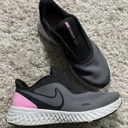 Nike Revolution Shoes (size 9.5)