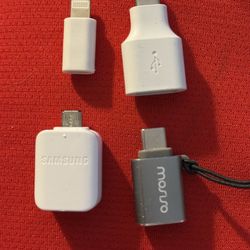 Adapters (Lightning, Micro USB, USB, USB C).
