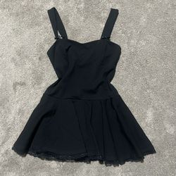 Black mini Dress with lace detailing size L