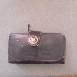 Dooney & Bourke Ladie's Wallet