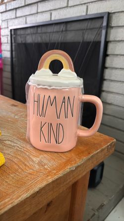 Rae Dunn mug