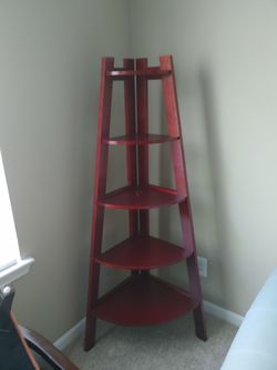 Corner shelf unit