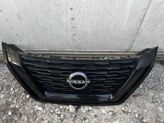 ☀️2023 Nissan Rogue OEM From Grille, W/ Emblem