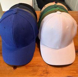 Bulk/lot 25 hats/caps never worn