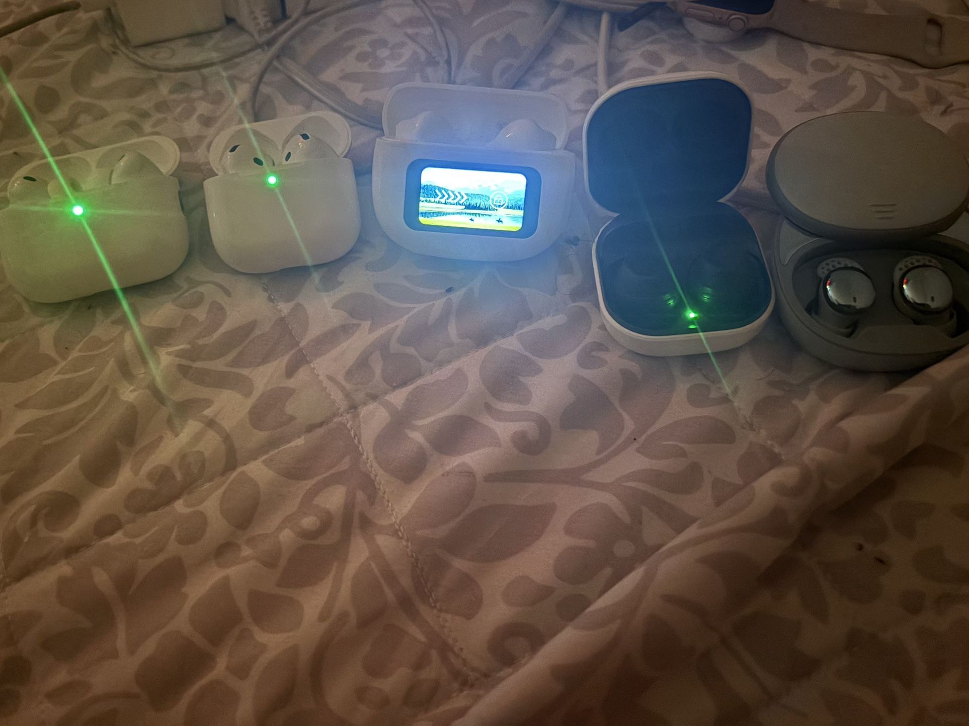 AirPods