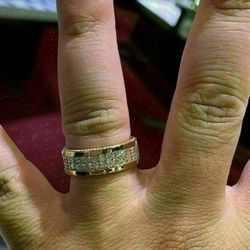 Man’s ring size 10 lab created diamonds for 10 karat gold