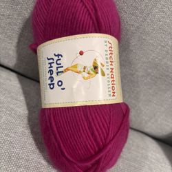 Stitch Nation “FULL O’ SHEEP” Yarn 100% WOOL One Skein 3.5 Oz “Peony”
