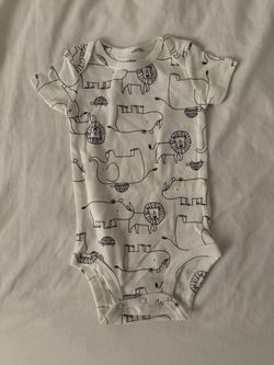 $5 Simple Joys by Carter's baby bodysuit (3-6mos)