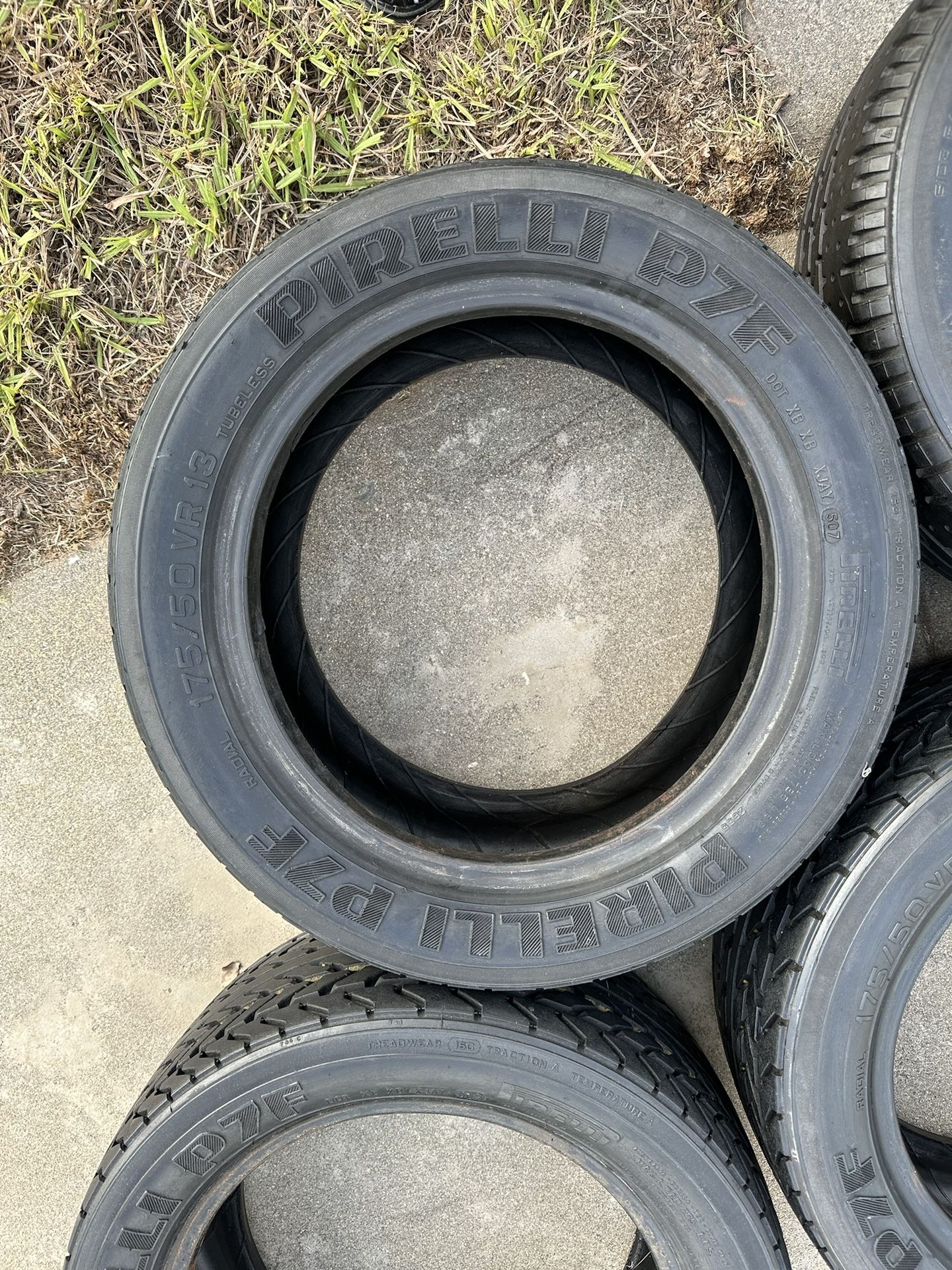 Pirelli P7F/ Yokohama A-008