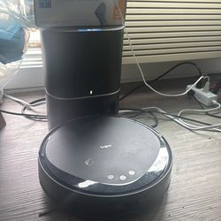 Tapo Ultra-Slim LiDAR Smart Navigation Robot Vacuum and Mop with Self-Emptying Dock