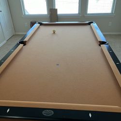 8ft Pool Table W/all Accessories-MINT CONDITION 