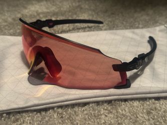 Oakley Kato prizm red lens