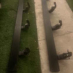 Chevy Silverado crew cab running boards