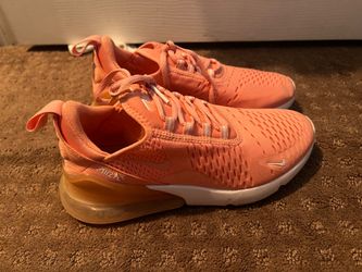 Pink Nike air max 270