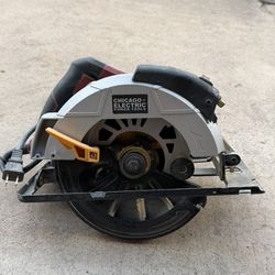 Electric 7-1/4” Circular Saw w/ Laser Guide – 12A (No Blade)