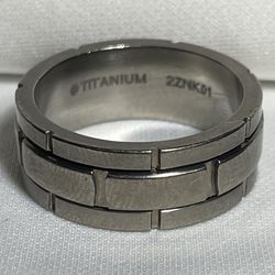  Mens TITANIUM  Ring/Wedding Band