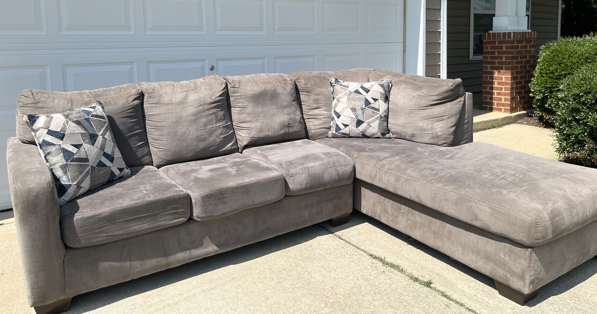 Beautiful Sectional Couch!😍