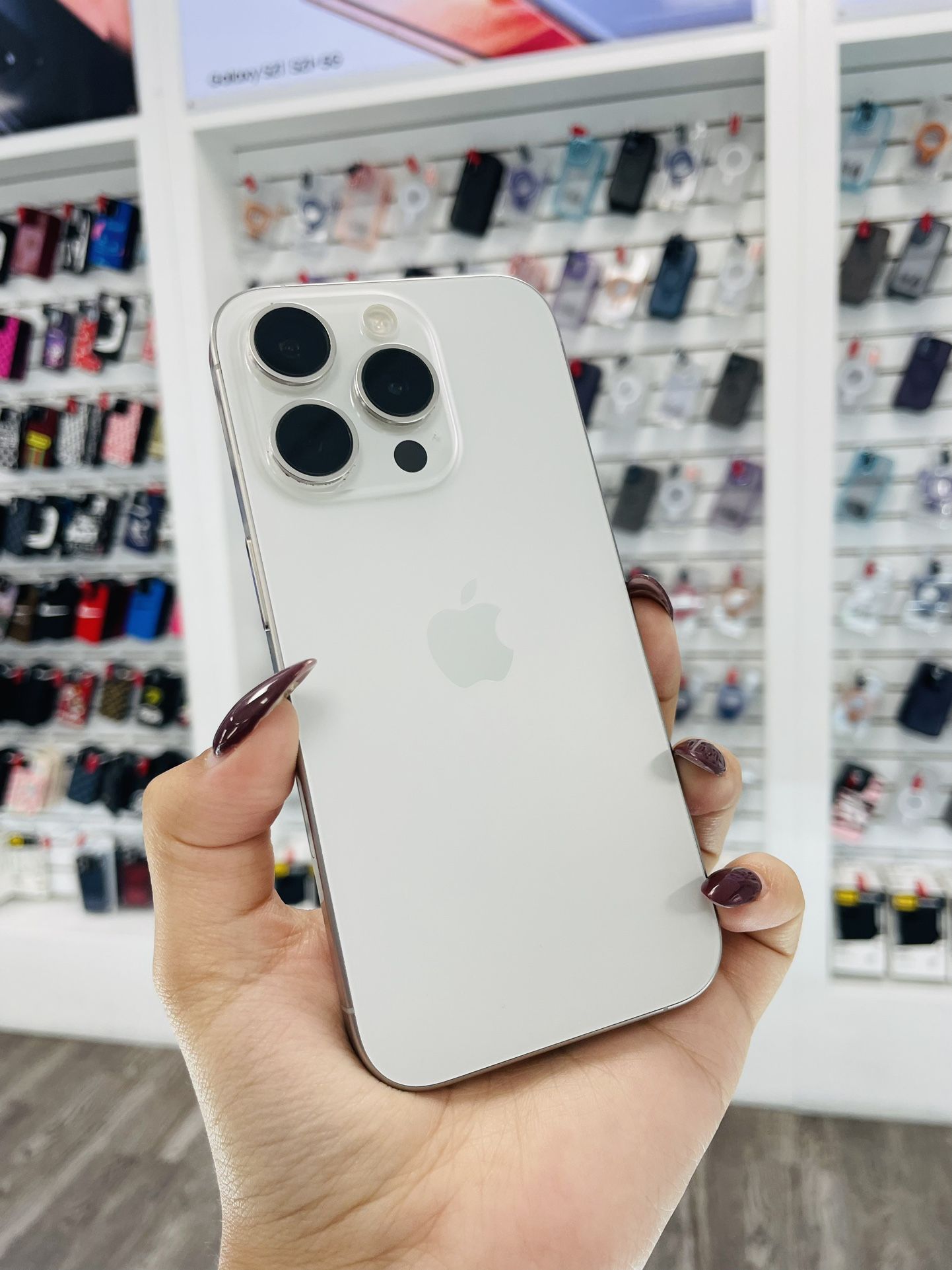 iPhone 15 Pro AT&T Or Cricket