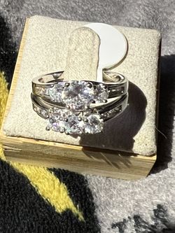New 2pcs 18K White Gold Filled Women’s Wedding Engagement Ring Size 9