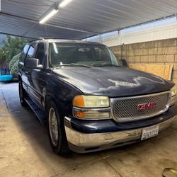 2004 GMC Yukon PART OUT 