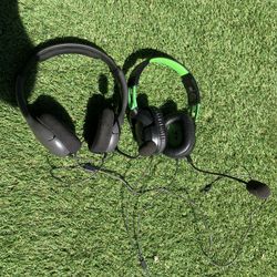 Two Xbox One/PlayStation 4 headsets