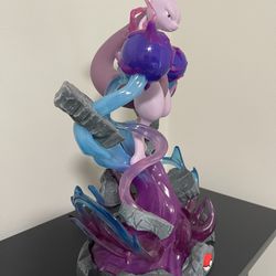 Mewtwo Light Up Statue 