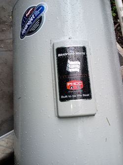 Bradford White 40. Gal electric water heater