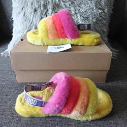 UGG Fluff Yeah Slide Kids 'Yellow Rainbow' size 6 for women 
