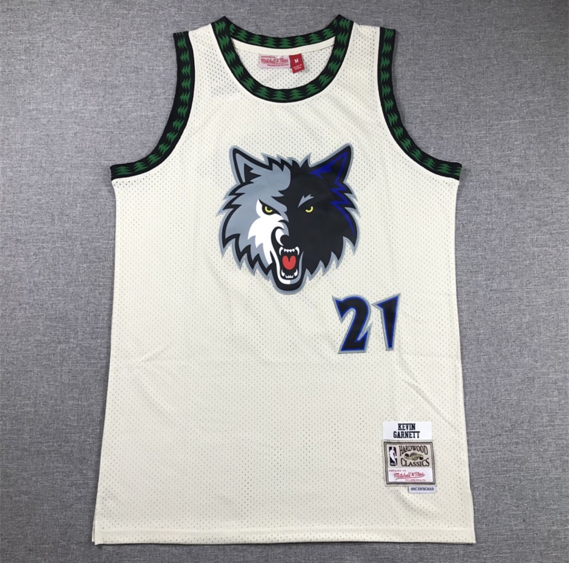 Garnett Timberwolves Mitchell And Ness Jersey Size Medium-XL
