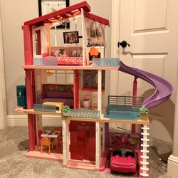 Barbie Dream House!