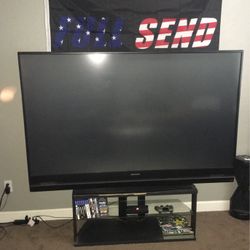 65 Inch Mitsubishi DLP TV