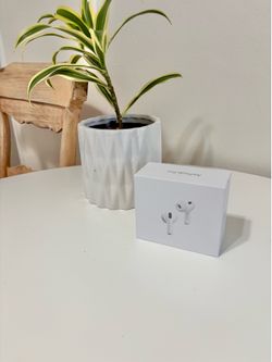 Apple AirPods Pro 3nd Generation Wireless Earbuds
