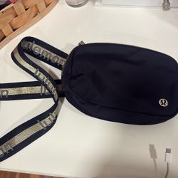 Lulu lemon Crossbody Bag