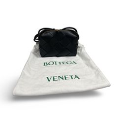 Bottega Veneta Small Cassette Camera Woven Leather Bag– Black